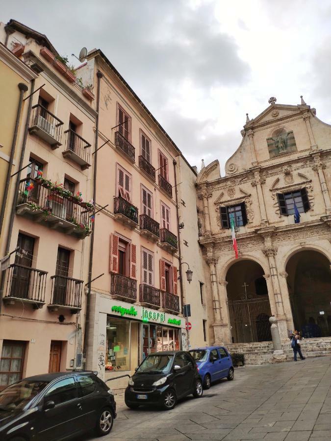 Apartamento Domu 'E Casteddu Cagliari Exterior foto